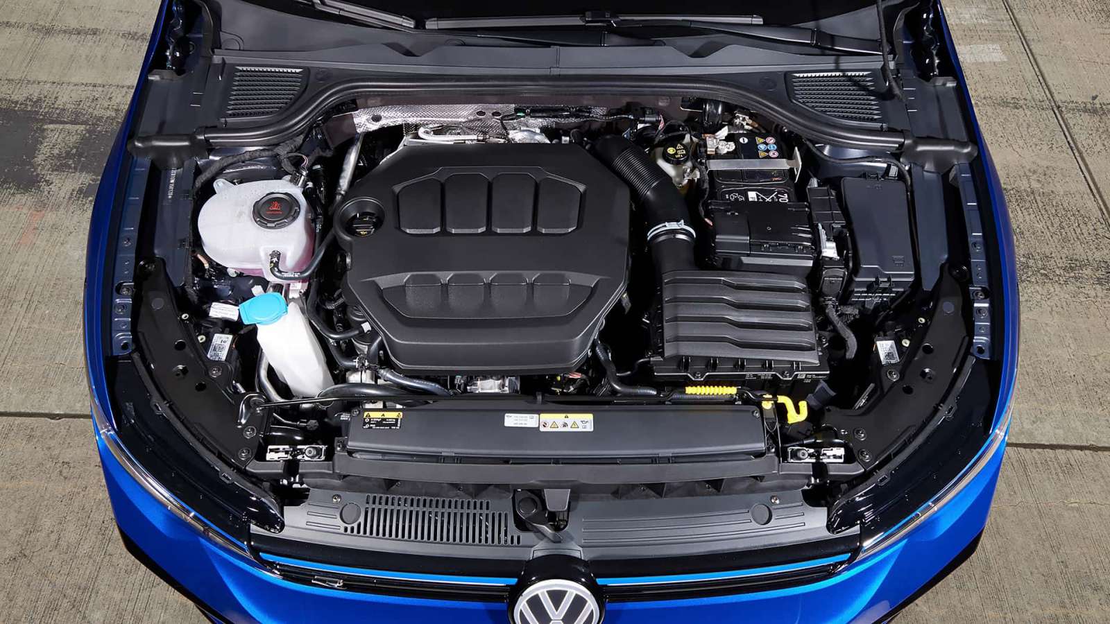 Πρεμιέρα για το ανανεωμένο Volkswagen Golf R με 333 άλογα